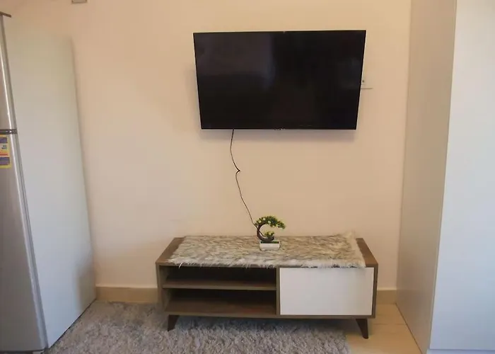 Victoria Aldau Heights Rent One Bedroom Apartment