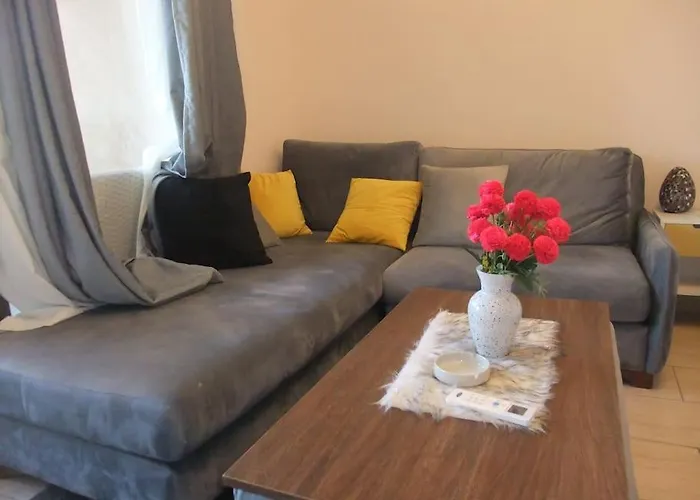 Apartment Victoria Aldau Heights Rent One Bedroom *